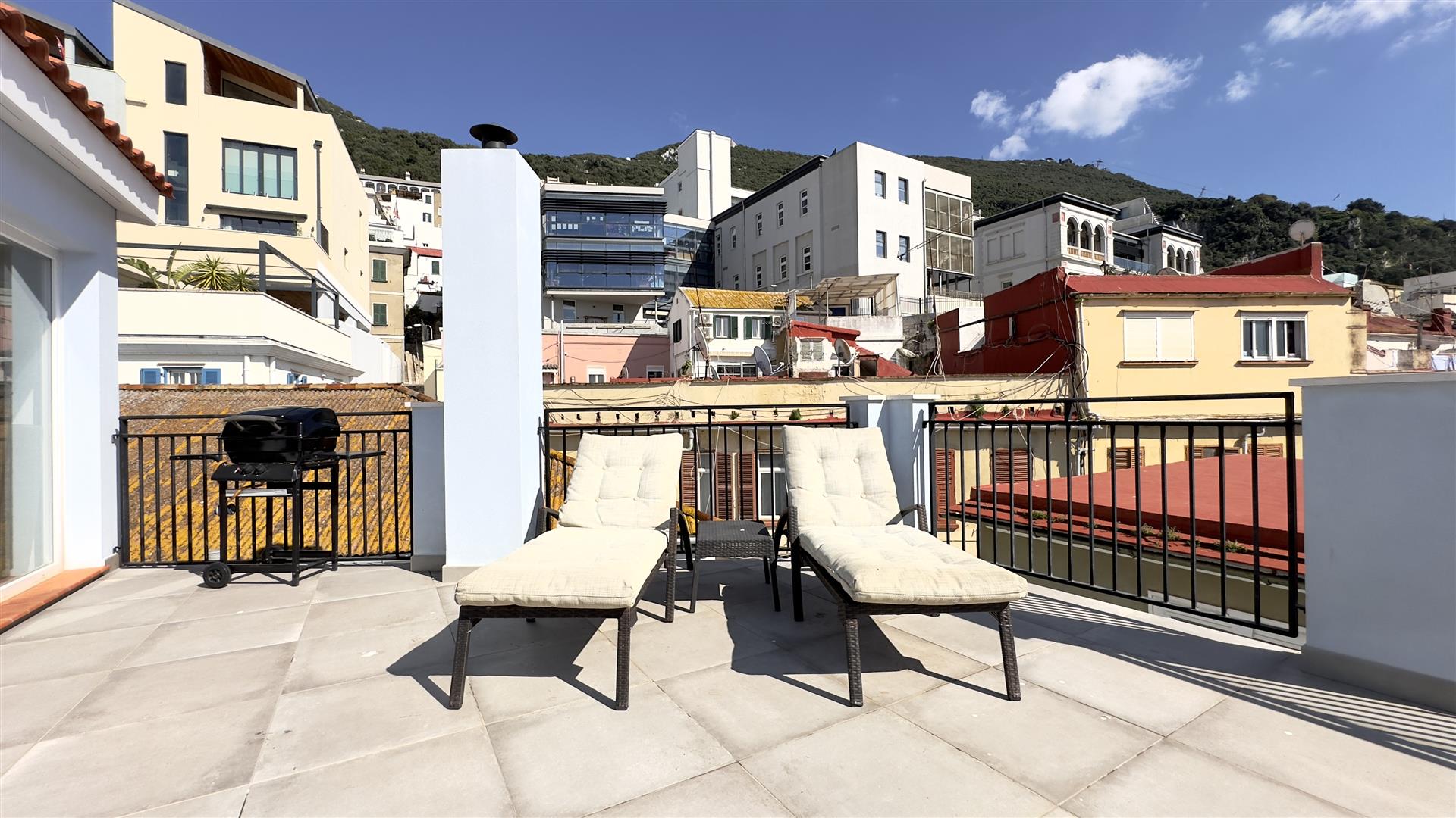 Image of House - 6 Bedrooms - 2 Bathrooms for Rental in Town Area-Gibraltar, Image 24